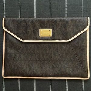 Leather Michael Kors laptop case